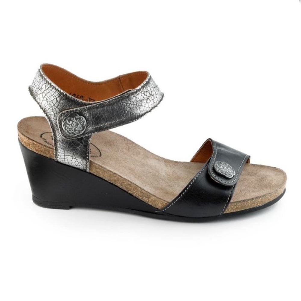 Taos Festival 4048 Pewter Leather Sandals Size 39 (8-8.5)
